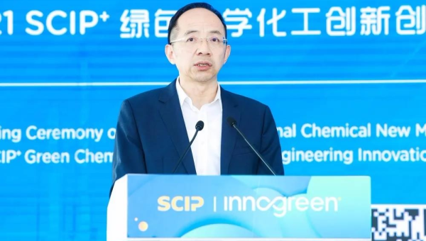 AI 大模型推动智能办公家具创新 - 来及网络